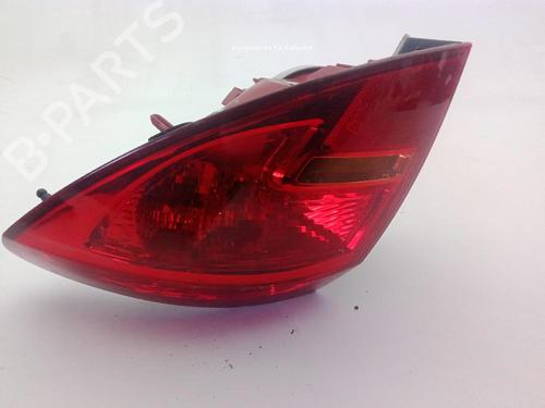 Used Right taillight OPEL MERIVA B MPV (S10) 1.4 (75) (120 hp) 29475212