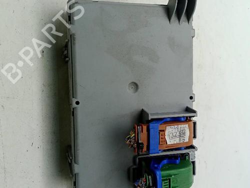 Used Fuse box Fuse box FIAT 500 (312_) 1.4 (312AXC1B, 312CXC1B) (100 hp) 33811157 33811157