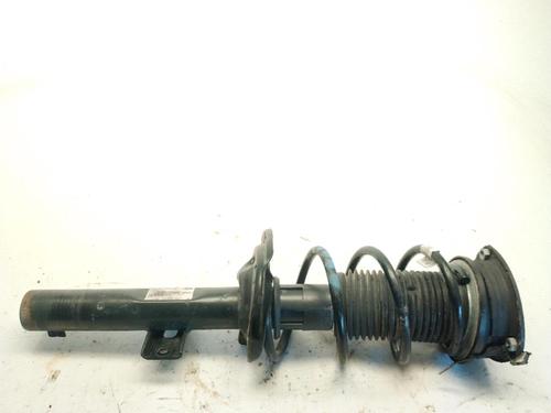 Used Right front shock absorber Right front shock absorber SEAT ARONA (KJ7, KJP) 1.0 TSI (116 hp) 26447001 26447001