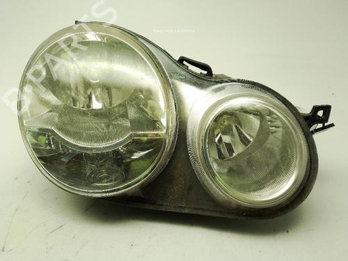 Used Right headlight Right headlight VW POLO IV (9N_, 9A_) 1.2 12V (64 hp) 40258086 40258086