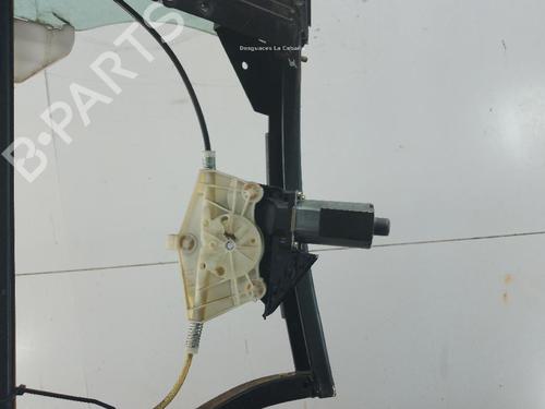 Rear left window mechanism AUDI A2 (8Z0) 1.4 | BP26376799C24 