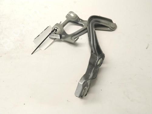 Used Hinge/Door check strap Hinge/Door check strap SKODA FABIA IV (PJ3) 1.0 TSI (95 hp) 40560609 40560609