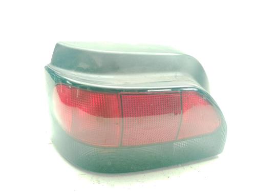 Feu arrière gauche RENAULT CLIO I (B/C57_, 5/357_) 1.9 D (B/C/S576, B/C/S57L) (64 hp) 31989694