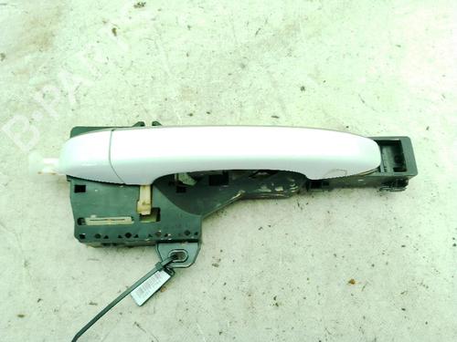front-right-exterior-door-handle-renault-megane-iv-hatchback-b9amn_-2015-26571839 main image