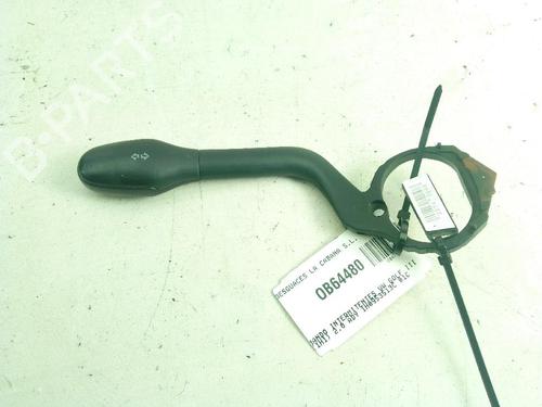 Used Steering column stalk VW GOLF III (1H1) 2.0 (115 hp) 28290537