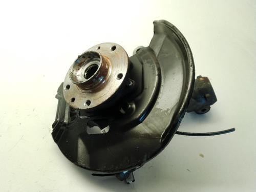 Left front steering knuckle NISSAN QASHQAI II SUV (J11, J11_) 1.2 DIG-T | BP24873378M25 