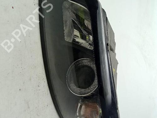 Used Left headlight Left headlight VOLVO C30 (533) D5 (180 hp) 33811254 33811254