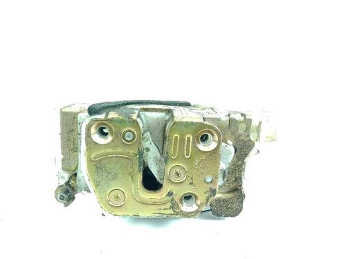 Used Rear left lock NISSAN PICK UP (D22) 2.5 dCi 4WD (133 hp) 18364359