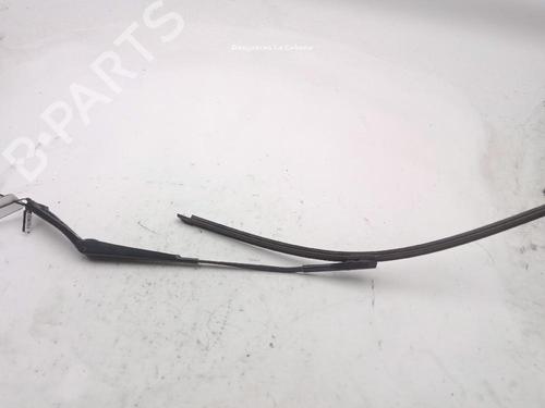 Used Front windshield wiper arm Front windshield wiper arm AUDI A3 Sportback (8VA, 8VF) 2.0 TFSI (190 hp) 18739008 18739008