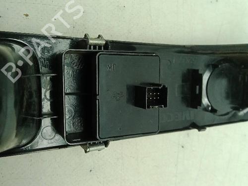 Left front window switch IVECO DAILY VI Van 33S16, 35S16, 35C16, 38S16, 40C16, 42S16, 50C16 | BP36319093I27 - Image 2
