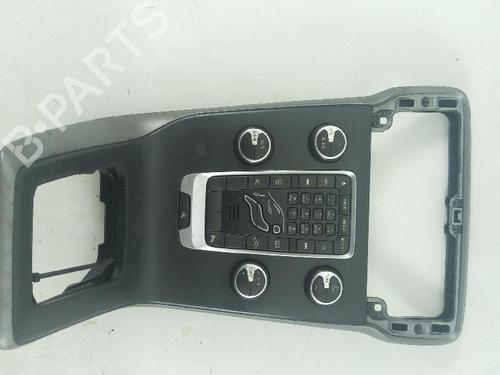 climate-control-volvo-v40-hatchback-525-d2-2797177y5cs-2012-2013-2014-2015-2016-2017-2018-2019-18373402 main image