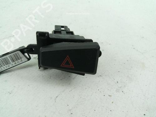 Used Warning switch Warning switch MITSUBISHI PAJERO IV (V8_W, V9_W) 3.2 4WD (V98W) (192 hp) 18368876 18368876