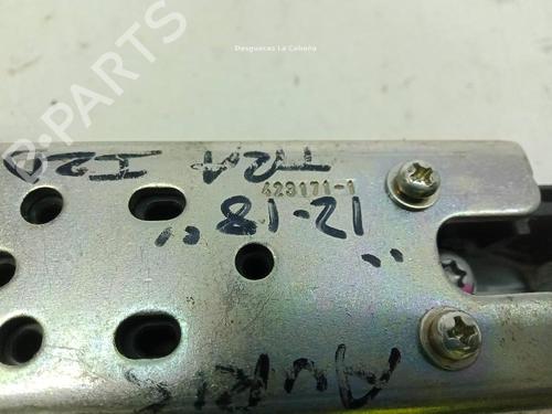 Rear left exterior door handle TOYOTA AURIS (_E18_) | BP31583324C130