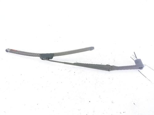 Used Front windshield wiper arm MITSUBISHI PAJERO CLASSIC (V2_W, V6_W, V7_W) 2.5 TD (V24W) (115 hp) 31989003