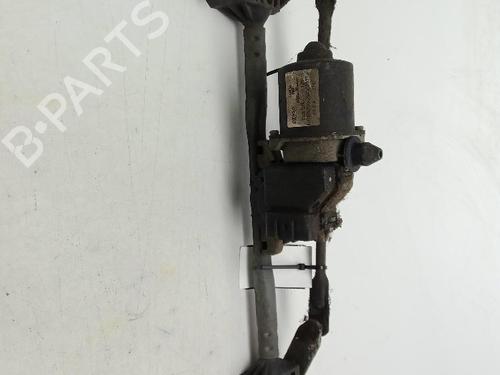 Viskermotor vindrute Viskermotor vindrute FIAT 500 (312_) 1.4 (312AXC1B, 312CXC1B) (100 hp) 33811365 33811365