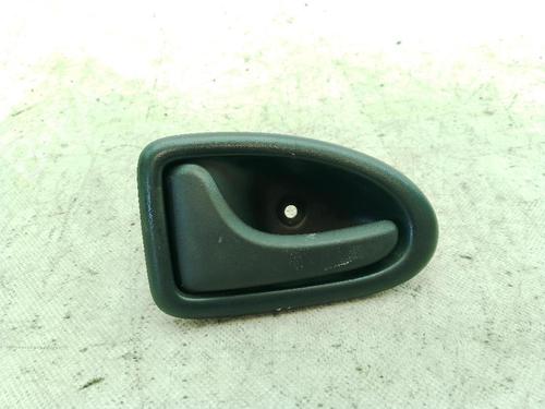 Used Front left interior door handle Front left interior door handle NISSAN PRIMASTAR Van (X83) 1.9 dCi 100 (100 hp) 26921081 26921081