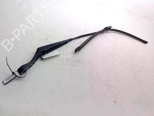 front-windshield-wiper-arm-opel-astra-k-b16-2015-2016-2017-2018-2019-2020-2021-2022-24049038 main image