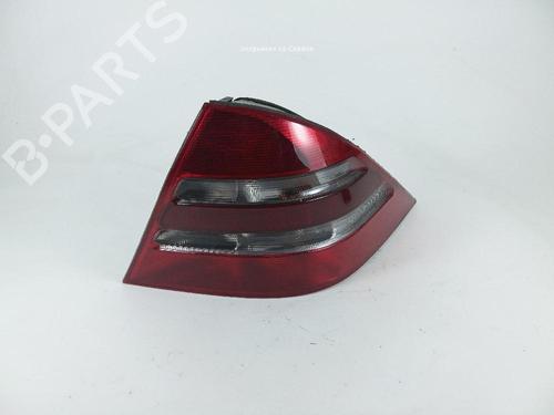 Used Right taillight MERCEDES-BENZ S-CLASS (W220) S 320 CDI (220.026, 220.126) (197 hp) 18374587