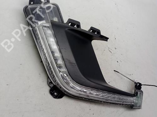 Used Right daytime light Right daytime light PEUGEOT 308 I (4A_, 4C_) 1.6 HDi (92 hp) 34053118 34053118