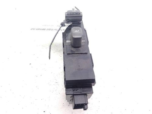 Used Right front window switch Right front window switch VOLVO XC70 I Cross Country (295) D5 XC AWD (163 hp) 27472529 27472529