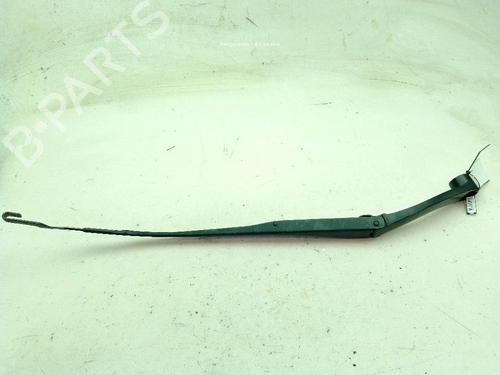 Used Front windshield wiper arm HYUNDAI KONA (OS, OSE, OSI) 1.0 T-GDi (120 hp) 24329004