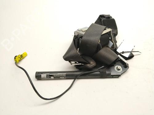front-right-seatbelt-opel-zafira-tourer-c-p12-2011-40622480 main image