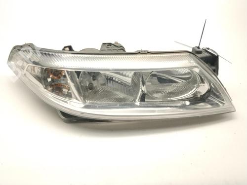 Used Right headlight Right headlight RENAULT LAGUNA II (BG0/1_) 1.8 16V (BG0B, BG0C, BG0J, BG0M, BG0V) (121 hp) 40523906 40523906