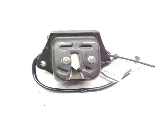 Used Tailgate lock NISSAN ALMERA TINO (V10) 1.8 (114 hp) 18364356