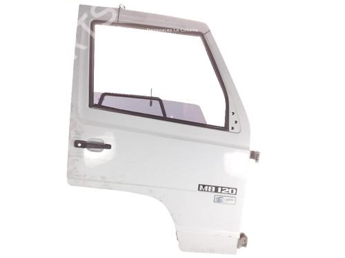 Used Right front door Right front door MERCEDES-BENZ MB Bus (W631) D (56 hp) 20982671 20982671