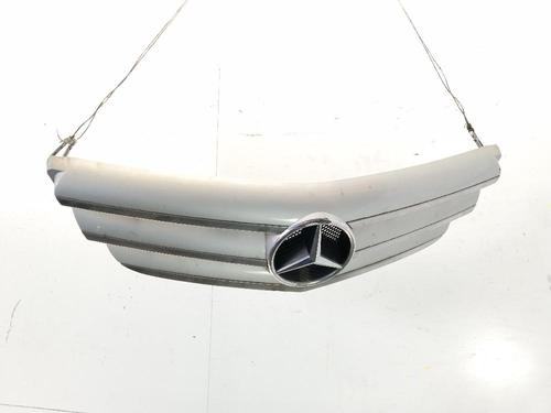 Used Grille Grille 37067256 37067256