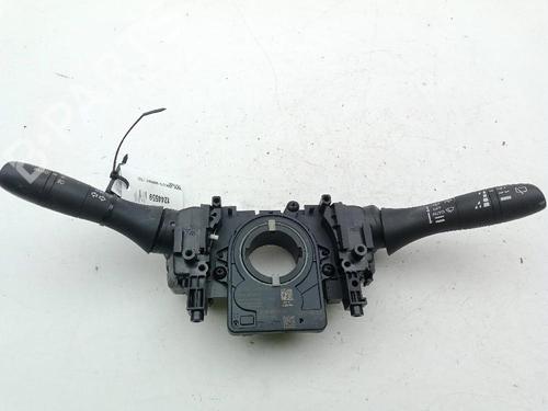 Commande de phare NISSAN QASHQAI II SUV (J11, J11_) 1.3 DIG-T (160 hp) 24001547