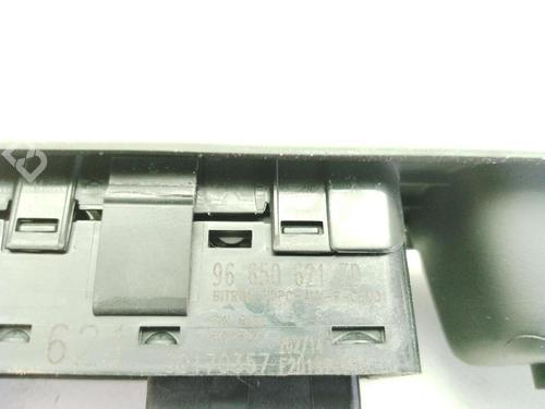 Left front window switch PEUGEOT 5008 (0U_, 0E_) 1.6 BlueHDi 120 | BP35774371I27 - Image 3