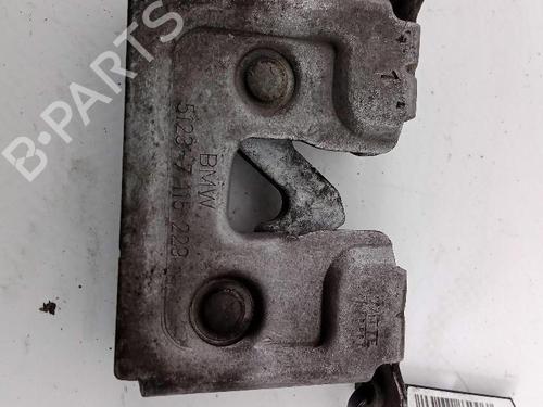 Used Hood lock BMW 1 (E87) 118 i (129 hp) 18365073