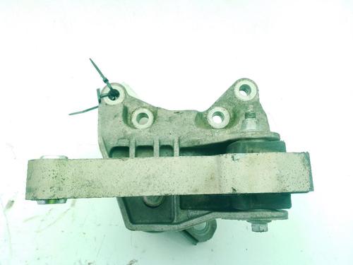 Used Engine mount LAND ROVER RANGE ROVER EVOQUE (L538) 2.0 D (150 hp) 30871784