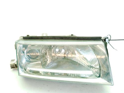 Used Right headlight Right headlight SKODA OCTAVIA I (1U2) 1.9 TDI (90 hp) 34207439 34207439