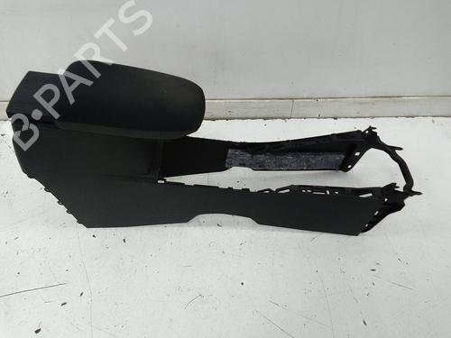 Used Middle console Middle console TOYOTA AURIS Estate (_E18_) 2.0 D-4D (ADE186_) (124 hp) 18585537 18585537