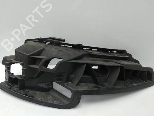 Used Right headlight support Right headlight support 28144484 28144484