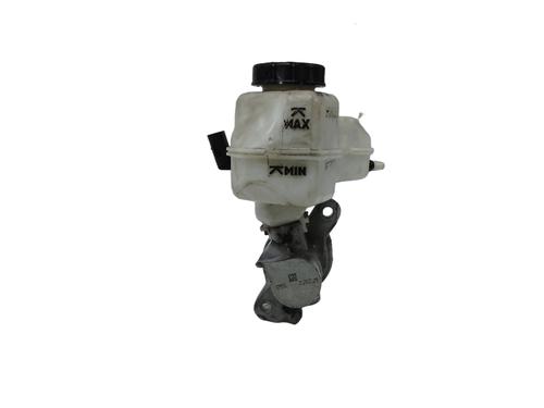 Used Brake master cylinder Brake master cylinder 21566547 21566547