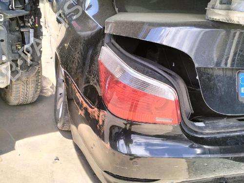 Used Seat buckle BMW 5 (E60) 530 d (218 hp) 26284417