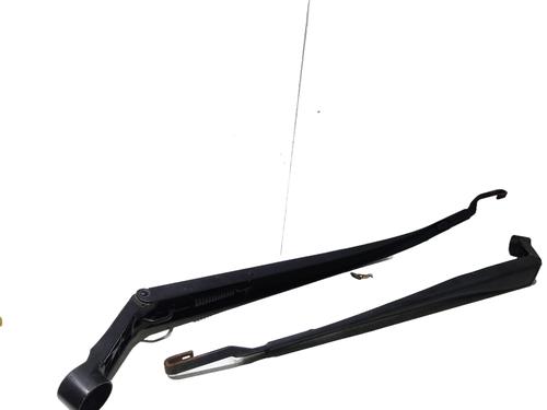 front-wipers-mechanism-toyota-verso-_r2_-2009-2010-2011-2012-2013-2014-2015-2016-2017-2018-33953446 main image