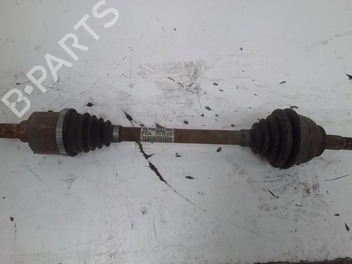 Used Left front driveshaft CITROËN C3 III (SX) 1.5 BlueHDi 100 (SXYHYP, SXYHTU) (102 hp) 29051031