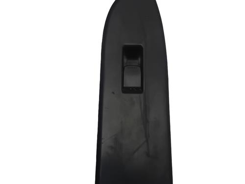 Used Right front window switch SUZUKI GRAND VITARA II (JT, TE, TD) 1.9 DDiS All-wheel Drive (JT419, TD44, JB419WD, JB419XD,... (129 hp) 31168055