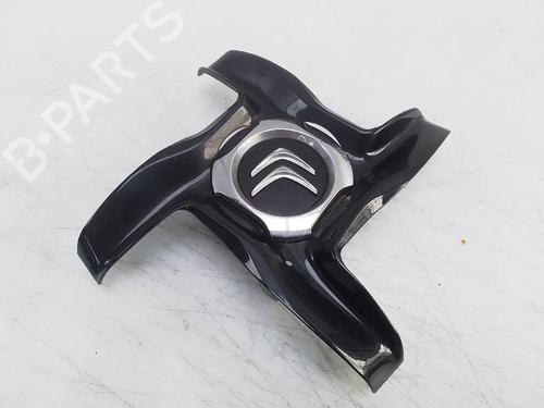 Used Hub cap CITROËN DS5 1.6 HDi 110 (112 hp) 25812342