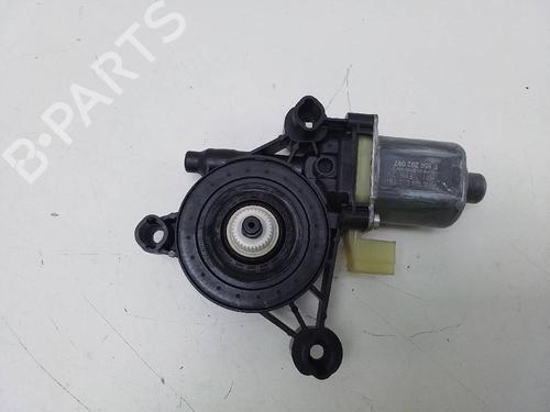 Used Right front window motor VW T-ROC (A11, D11) 2.0 TDI 4motion (150 hp) 26052136