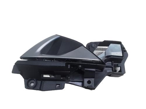 front-right-interior-door-handle-ds-ds-5-kf_-2015-2016-2017-2018-31991029 main image