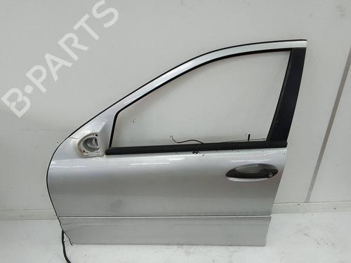 Used Left front door Left front door 23067010 23067010
