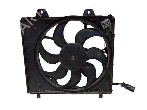 Used Radiator fan PEUGEOT 208 II (UB_, UP_, UW_, UJ_) 1.2 PureTech 100 (101 hp) 18574008
