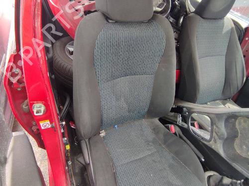 Right front seat TOYOTA YARIS (_P13_) 1.4 D (NLP130_, NLP130) | BP18596656C16 