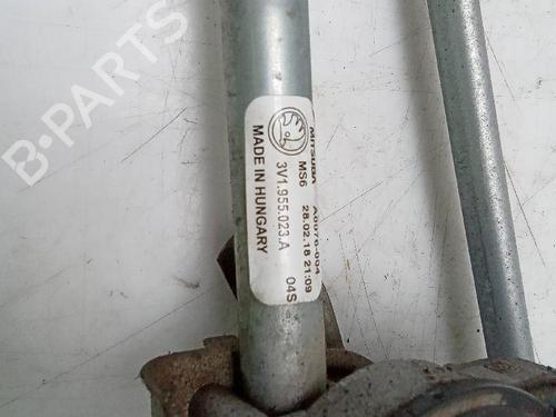 Used Front wiper motor SKODA SUPERB III Estate (3V5) 2.0 TDI (150 hp) 18572275