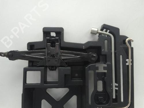 Used Jack Kit LEXUS CT (ZWA10_) 200h (ZWA10_, ZWA10R) (136 hp) 23207477